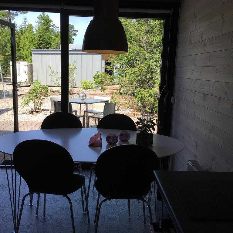 Maven Kustnaera Stugor Kappelshamn Exteriér fotografie