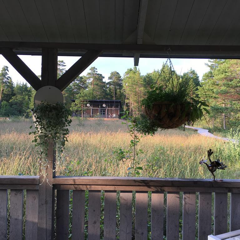 Maven Kustnaera Stugor Kappelshamn Exteriér fotografie