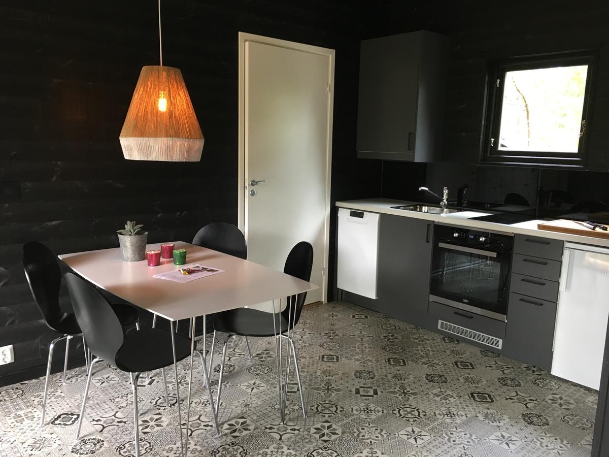 Maven Kustnaera Stugor Kappelshamn Exteriér fotografie